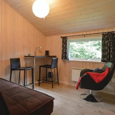 Two-bedroom Holiday In Holiday home *