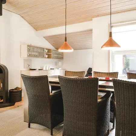 Two-bedroom Holiday In Holiday home *