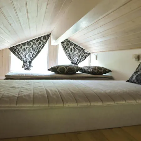 Two-bedroom Holiday In Holiday home Give